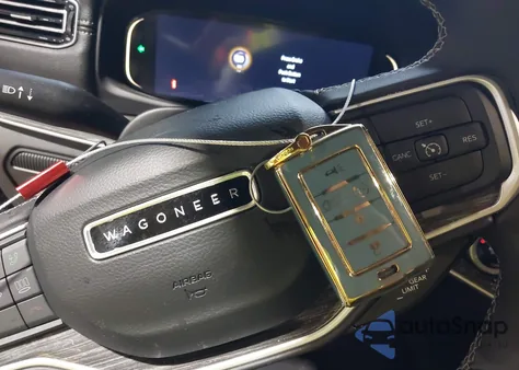 2022 Jeep Wagoneer Series Ii 4X4 from USA, damaged, VIN 1C4SJVBT1NS135638